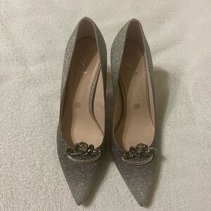 Elegant Silver Glitter Women's Shoes